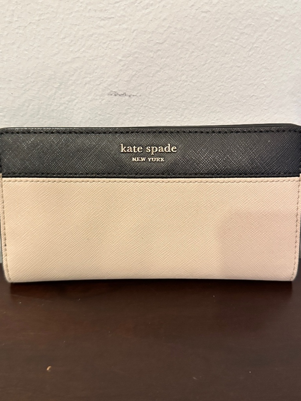 Kate Spade Cameron Saffiano Leather Lg Slim Bifold Wallet - Warm Beige/Black
